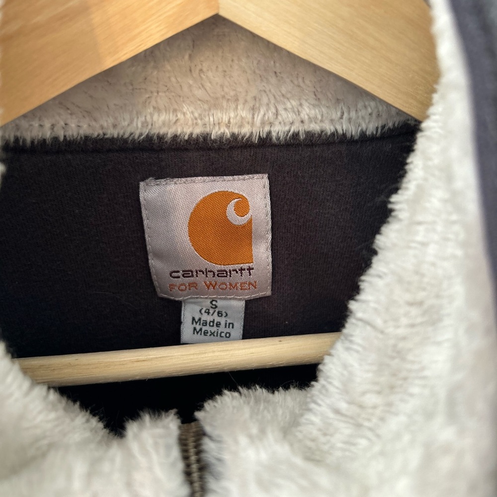 Carhartt women’s sweatshirt coat